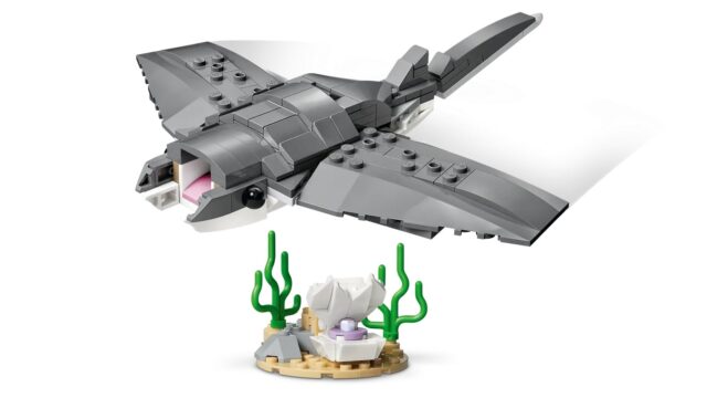 LEGO CREATOR 3 IN 1 31381 Fierce Shark with a Treasure Chest - imagine 5