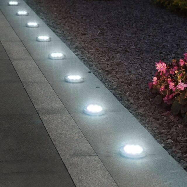 Maclean MCE318 LED Solar Pathway Lights with Ground Spike 12 LED SMD Neutral White 4000K 0.7 W Solar Lamp for Outdoor Path Light Garden Lights IP44 - imagine 8