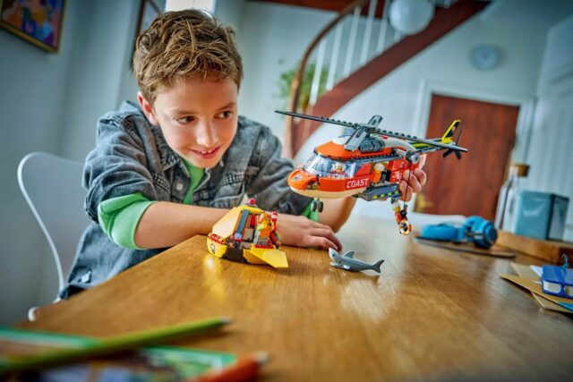 LEGO CITY 60503 Coast Guard Helicopter - imagine 9