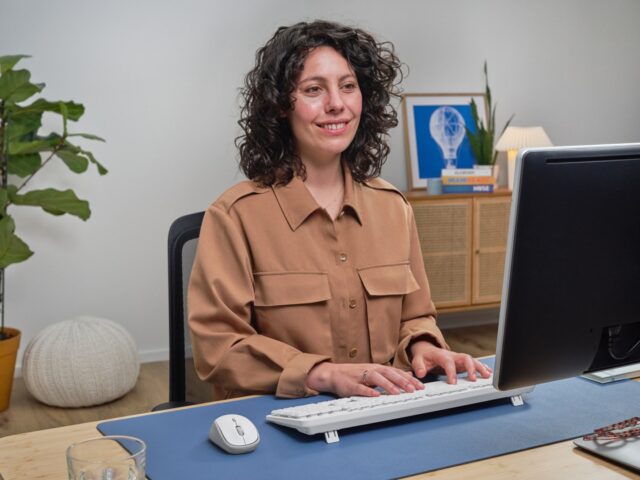 Trust Ody II Wireless US - set (keyboard + mouse)  white - imagine 9