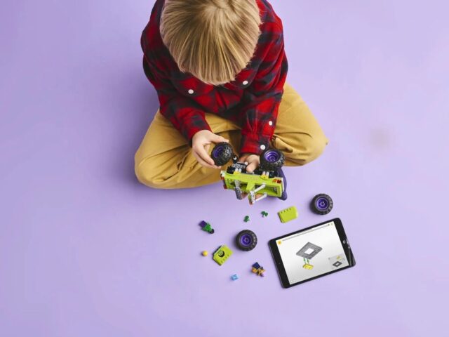 LEGO MARVEL 76312 The Hulk Truck vs. Thanos - imagine 8