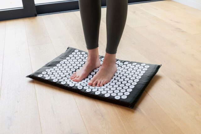 Medisana MM 100 acupressure mat with heating function - imagine 16