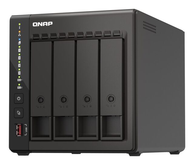 QNAP TS-453E NAS Tower Intel® Celeron® J6412 8 GB 0 TB QNAP QTS Black - imagine 6