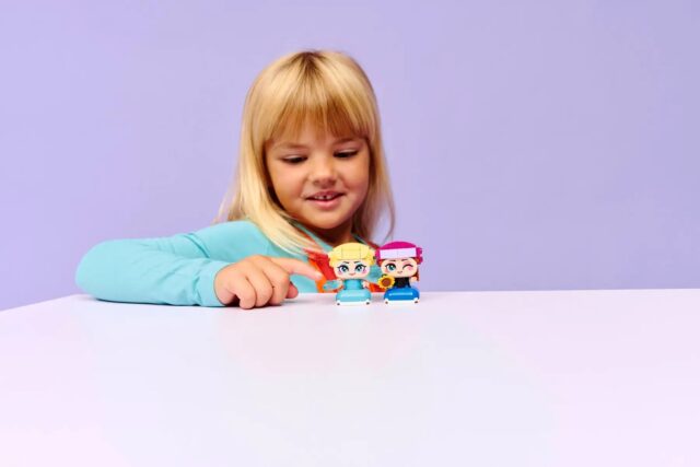 LEGO Disney Princess 43284 Anna i Elsa w wersji mini - imagine 7