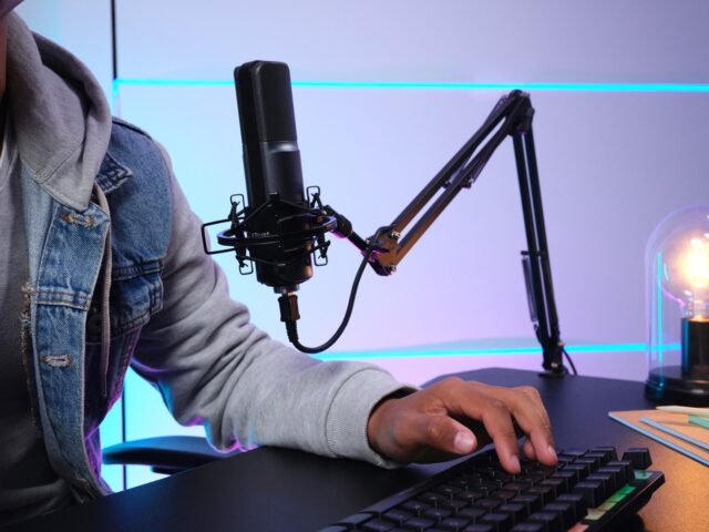 Trust GXT 253 Emita Broadcast microphone stand - imagine 8