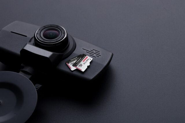 Kingston Technology High Endurance 128 GB MicroSD UHS-I Class 10 - imagine 3