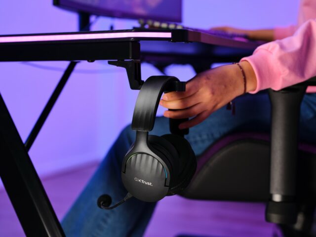 Trust GXT 491 Fayzo Headset Wired & Wireless Head-band Gaming USB Type-C Bluetooth Black - imagine 7