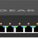 NETGEAR 8x1G PoE+ 220W and 2xSFP+ Managed Switch