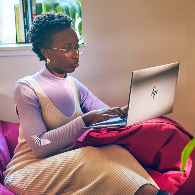 HP ZBook Firefly G11 Intel Core Ultra 7 165U Mobile workstation 35.6 cm (14 ) WUXGA 32 GB DDR5-SDRAM 1 TB SSD Wi-Fi 6E (802.11ax) Windows 11 Pro AI PC Grey - imagine 8