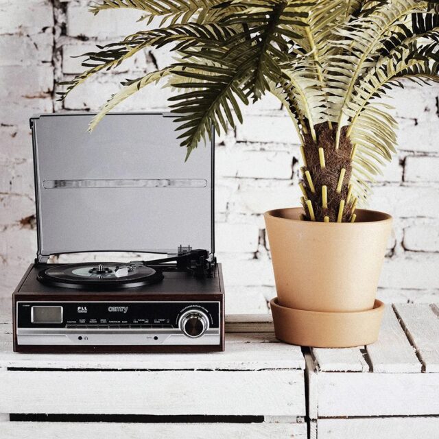 Camry Premium CR1113 Belt-drive audio turntable Black  Chrome  Wood Semi Automatic - imagine 14