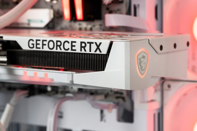 Actina 5901443434290 PC AMD Ryzen™ 7 7800X3D 32 GB DDR5-SDRAM 1 TB SSD NVIDIA GeForce RTX 5070 Ti Windows 11 Home Midi Tower White - imagine 10