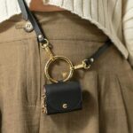 Spigen Cyrill AirPods 3 Leather caseczarny/black ASD02158 - imagine 3