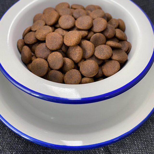 FOLK Wielkopolska kaczka z królikiem  z dodatkiem aromatycznych jabłek i majeranku 12kg - imagine 3