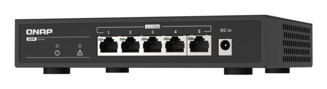 QNAP TS-673A-SW5T (TS-673A-8G + switch QSW-1105-5T 5x2.5GbE)  Tower Ethernet LAN Anthracite V1500B - imagine 13