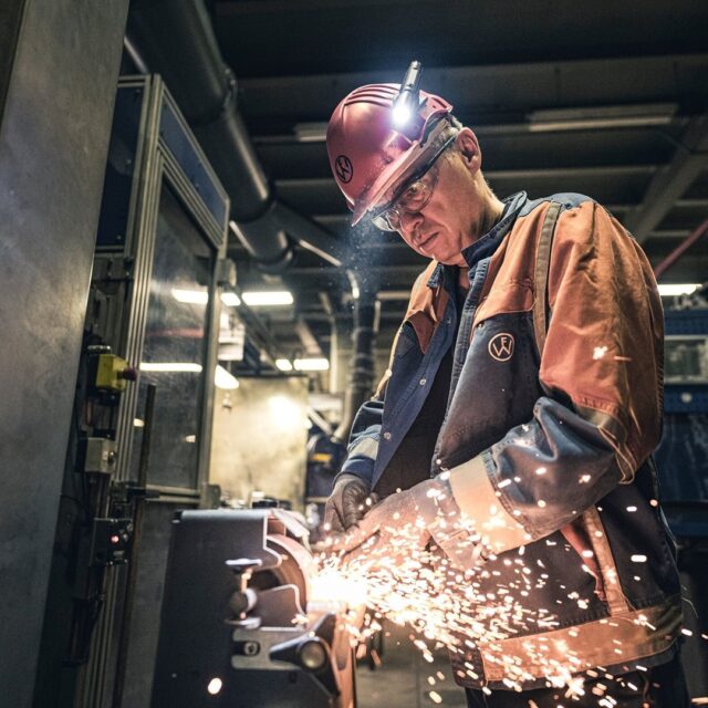 Ledlenser P5R Black Hand flashlight LED - imagine 5