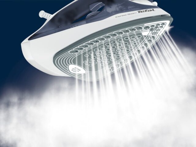 Tefal Express Steam FV2837 Dry & Steam iron Cerilium soleplate 2400 W Blue  Grey  White - imagine 5