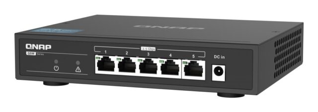 QNAP TS-673A-SW5T (TS-673A-8G + switch QSW-1105-5T 5x2.5GbE)  Tower Ethernet LAN Anthracite V1500B - imagine 12