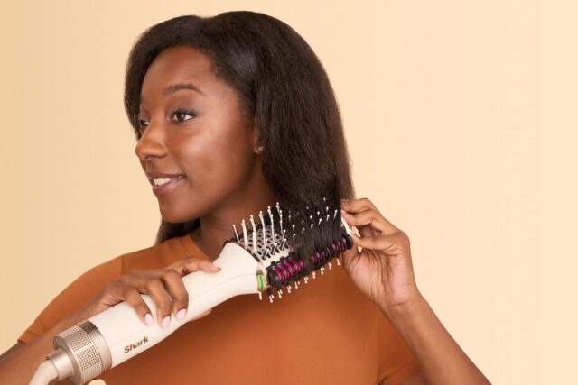 Shark SmoothStyle Hot air brush Warm White 900 W 1.8 m - imagine 7