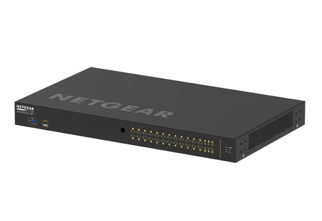 NETGEAR GSM4230P-100EUS network switch Managed L2/L3 Gigabit Ethernet (10/100/1000) Power over Ethernet (PoE) 1U Black - imagine 2