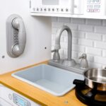 PROMIS Wooden children's kitchen with accessories - imagine 4