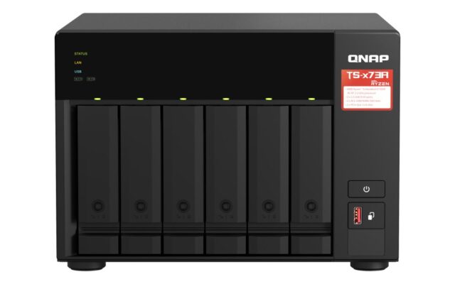 QNAP TS-673A-SW5T (TS-673A-8G + switch QSW-1105-5T 5x2.5GbE)  Tower Ethernet LAN Anthracite V1500B - imagine 3