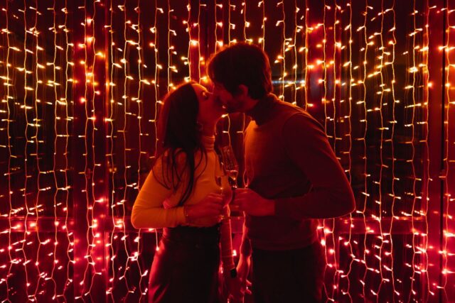 TWINKLY Curtain 210 (TWW210SPP-TEU) Intelligent LED Lights 210 LED RGB+W 2 1 m - imagine 8