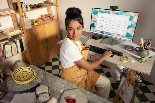 HP 350 Compact Multi-Device Bluetooth Keyboard - imagine 5