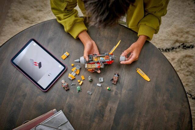 LEGO Star Wars 75437 Ścigacz Cobba Vantha - imagine 10