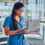 HP ZBook Firefly G11 Intel Core Ultra 5 135H Mobile workstation 40.6 cm (16 ) Touchscreen WUXGA 32 GB DDR5-SDRAM 1 TB SSD NVIDIA RTX A500 Wi-Fi 6E (802.11ax) Windows 11 Pro AI Workstation  AI PC Silver - imagine 6