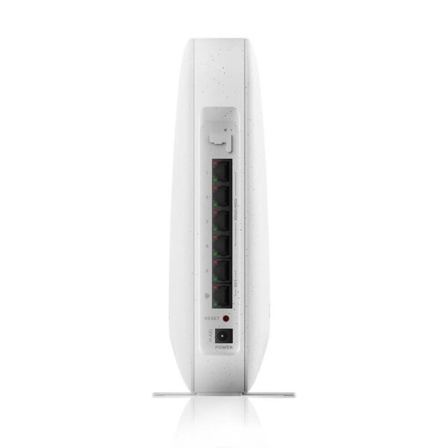 Zyxel USG-LITE 60AX wired router 2.5 Gigabit Ethernet White - imagine 7