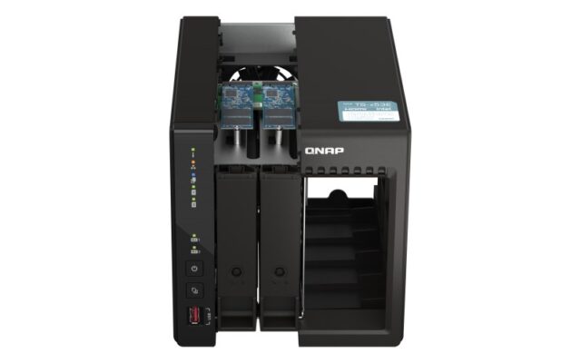 QNAP TS-253E NAS Tower Ethernet LAN Black J6412 - imagine 3
