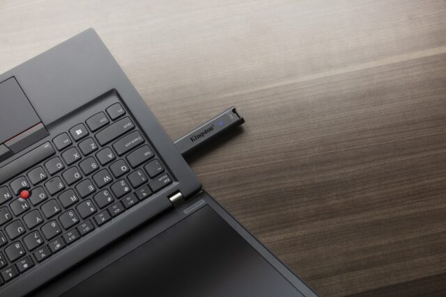 Kingston Technology DataTraveler 1TB Max 1000R/900W USB 3.2 Gen 2 - imagine 13