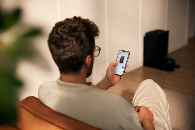 Roborock QREVO Slim Black Vacuum Cleaner - imagine 7