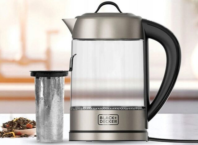 Black+Decker electric kettle BXKE2205E - imagine 3