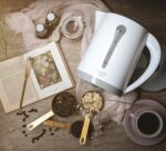 Adler AD 1244 electric kettle 2.5 L 2200 W White - imagine 7