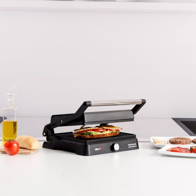Taurus Bistro Essential 2600W meat and burger grill - imagine 2