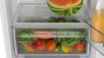 Bosch Serie 2 KIR41NSE0 fridge Built-in 204 L E White - imagine 4
