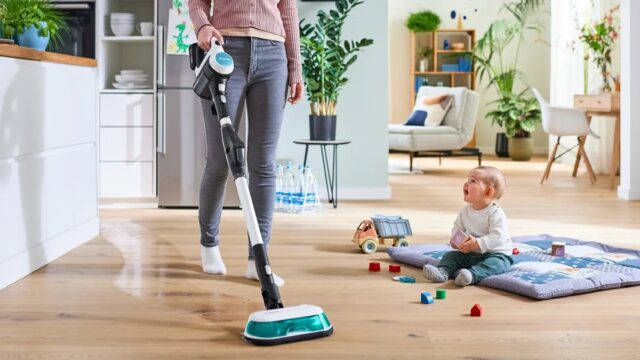 Cordless 2-in-1 hoover  vacuuming and mopping Unlimited 7 ProHygienic Aqua White - imagine 3