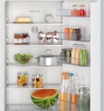 Bosch Serie 2 KIR41NSE0 fridge Built-in 204 L E White - imagine 2