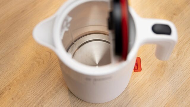 Bosch TWK2M161 electric kettle 1.7 L 2400 W White - imagine 9