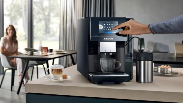 Siemens EQ700 TP713R09 Espresso machine 2.4 l Black - imagine 8