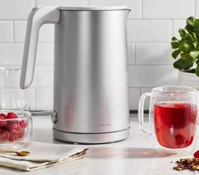 ZWILLING ENFINIGY ELECTRIC KETTLE 53105-000-0 - Silver 1 L - imagine 5