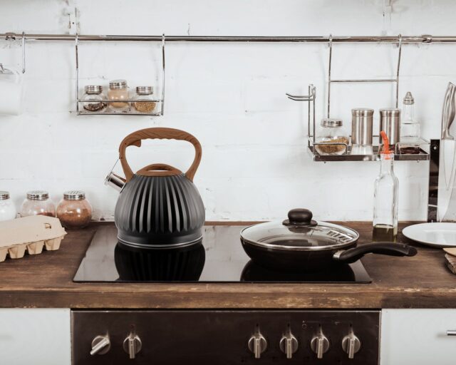 PROMIS Kettle 3.0 l  FABIO  black  wooden handle - imagine 3