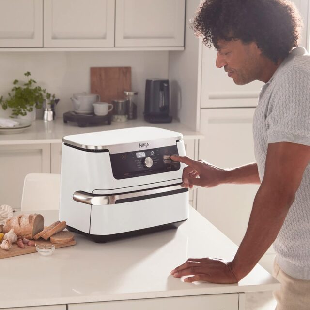 Ninja AF500EUWH fryer Double 10.4 L Stand-alone 2470 W Hot air fryer Silver  White - imagine 4
