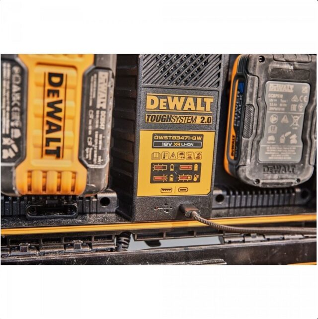 TOUGHSYSTEM CHARGER DWST83471 2X4A DEWALT - imagine 3