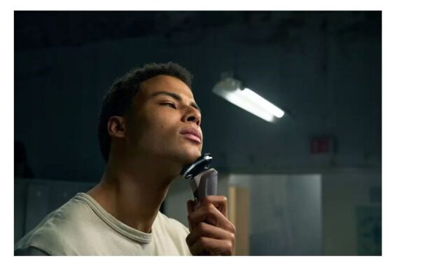 Philips S5886/30 Series 5000 electric shaver for wet and dry shaving - imagine 3