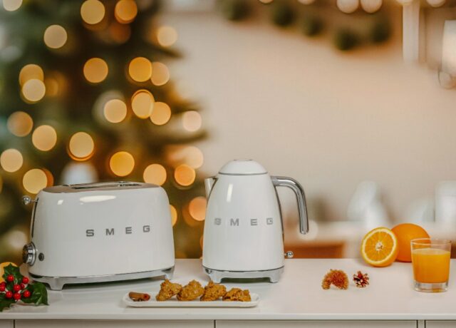 Smeg 50's Style Kettles KLF03WHEU White - imagine 8