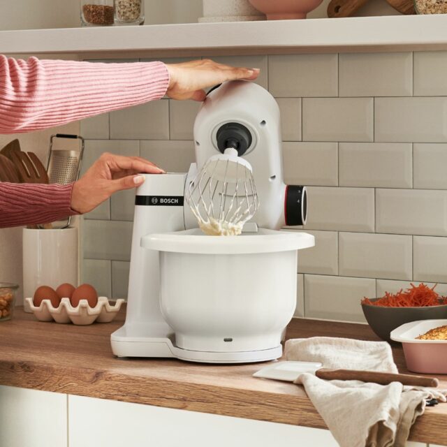 Bosch Serie 2 MUMS2AW00 food processor 700 W 3.8 L White - imagine 7