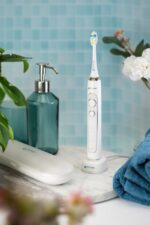 OROMED ORO-SONIC NEXT WHITE white sonic toothbrush - imagine 5