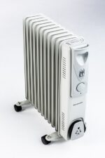 Ravanson OH-11 electric space heater Oil electric space heater Indoor White  Silver 2500 W
